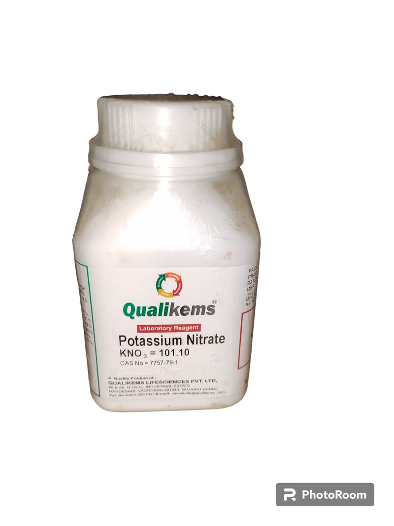 QUALIKEMS Potassium Nitrate 500gm Assay (Ion-exchange) 99.0% cas no 7757-79-1