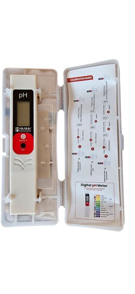 Hanna PH Meter with Precision Glass Bulb Electrode Portable Digital pH Meter Pocket Sized