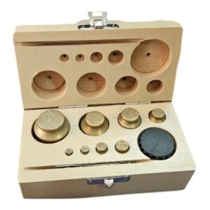 Physical Weight Box 200GM BRASS in Wooden Box, for Laboratory
